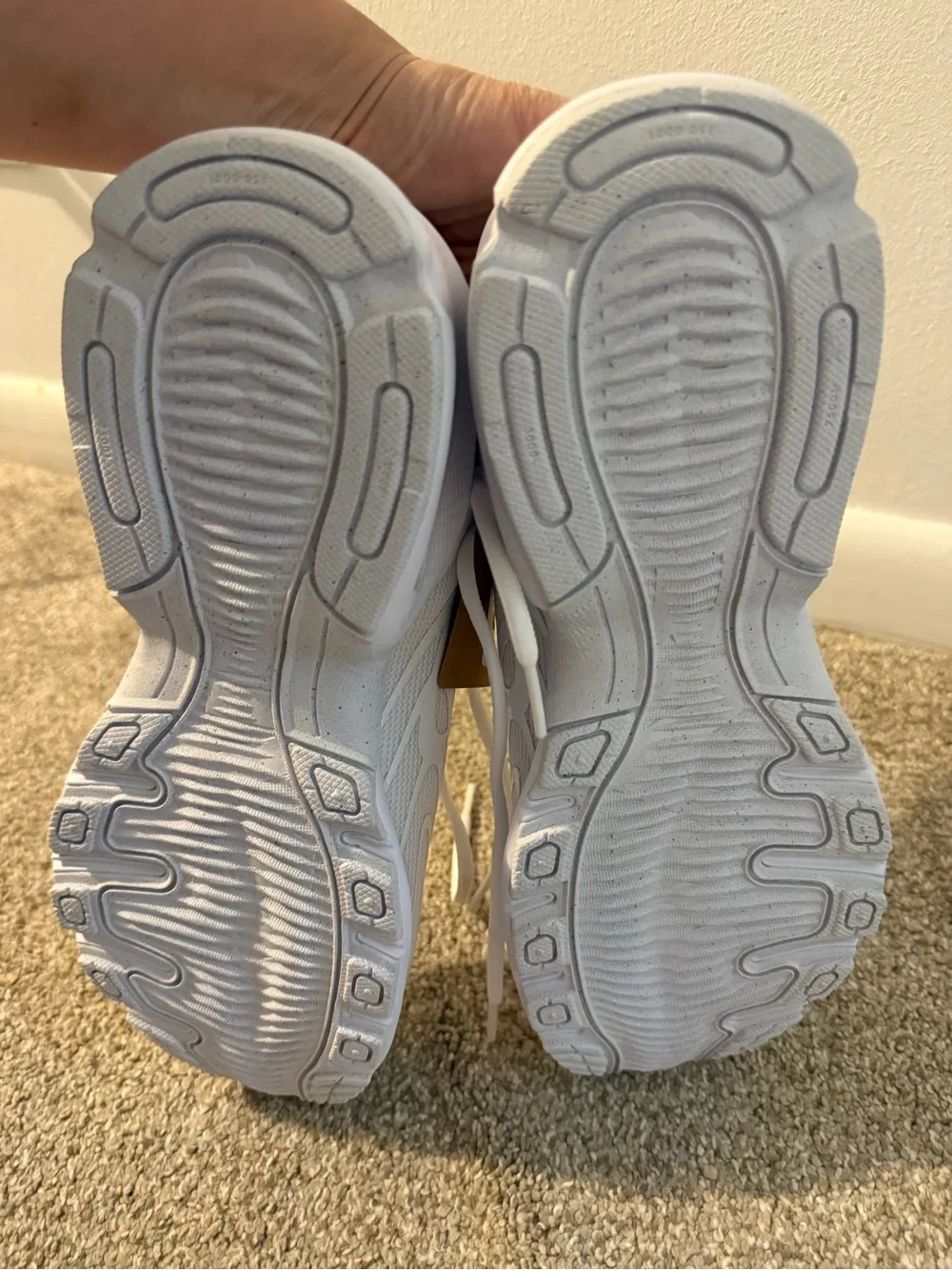 Women's Airmax Fire All-White Athletic Sneakers